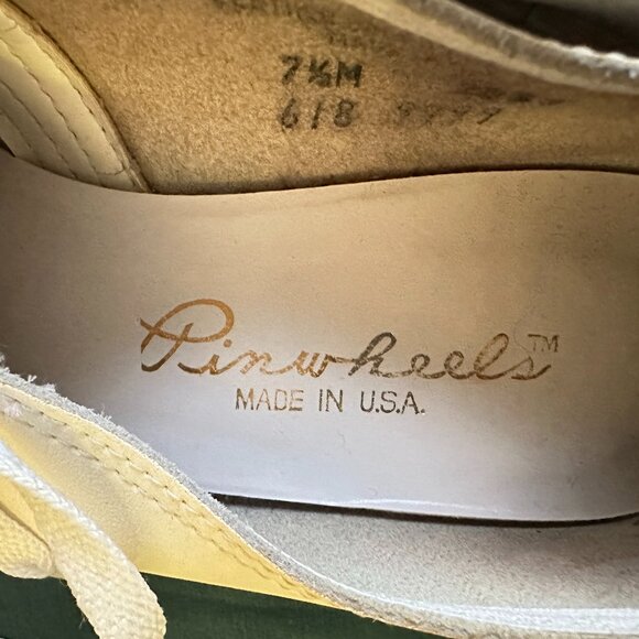 Vintage Red & White Saddle Shoes - Picture 5 of 5